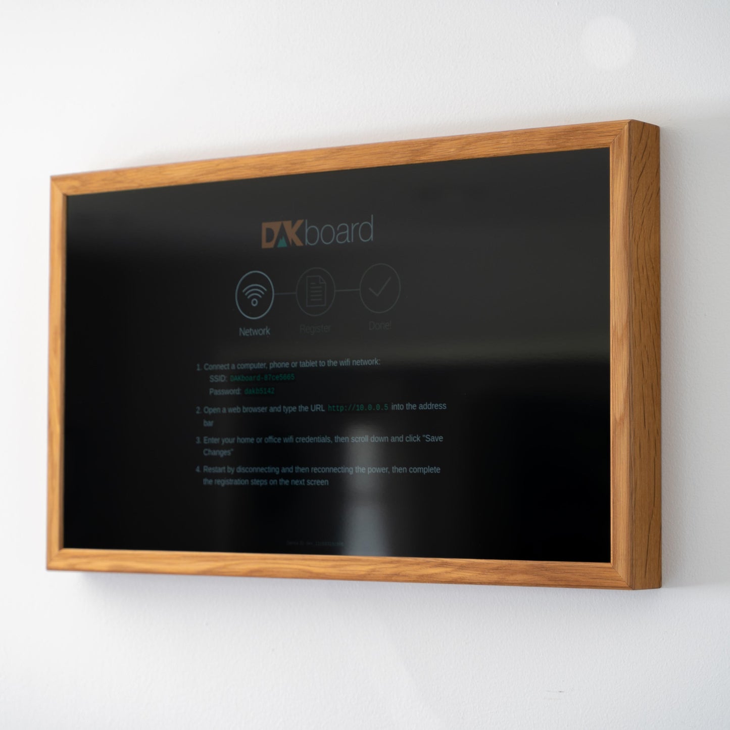 32" Smart Digital Wall Display - HD Screen with WiFi Calendar & Raspberry Pi