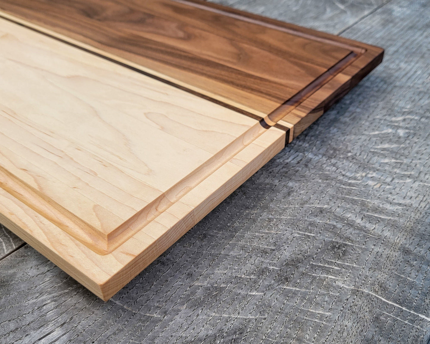 XL - 24" x 14" Meat Prep Board | Cutting | Chopping | Serving | BBQ | Charcuterie | Walnut/Maple